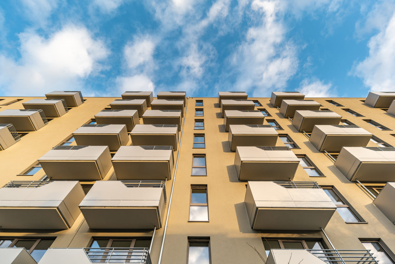 Gewobag – Aussenaufnahmen Rhinstraße 143